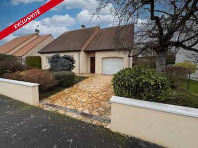 Maison traditionnelle - 85 m² - 4 pièces