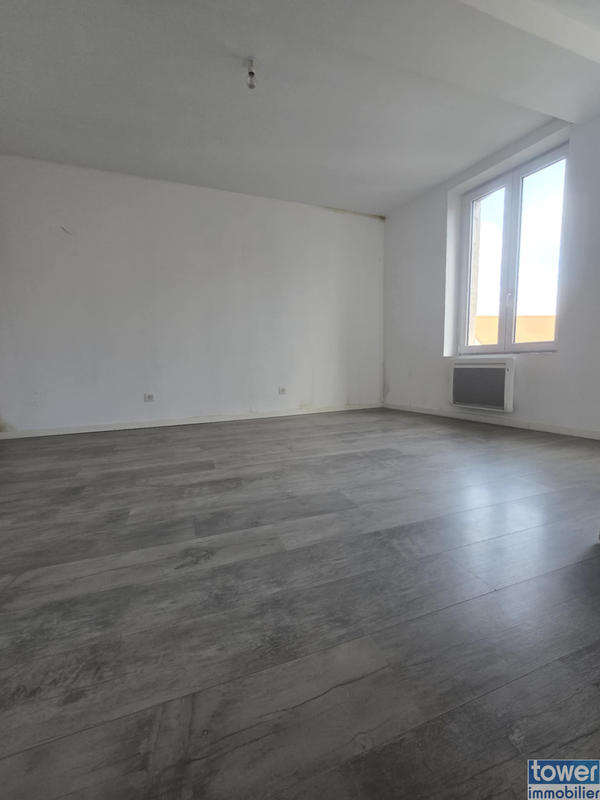 Maison - 85 m² - 3 pièces