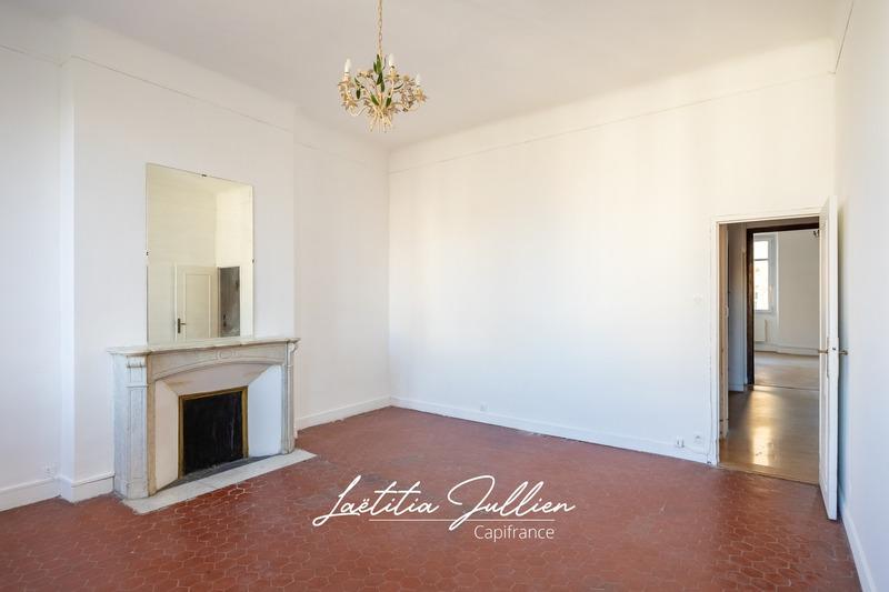 Appartement bourgeois - 185 m² - 7 pièces