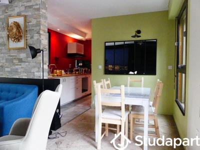 Chambre - 11 m² - 1 pièce