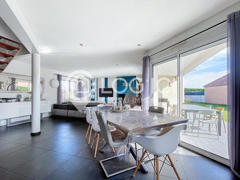 Maison - 145 m² - 5 pièces