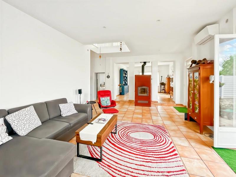 Maison - 180 m² - 6 pièces