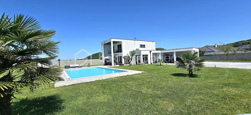 Villa - 165 m² - 7 pièces