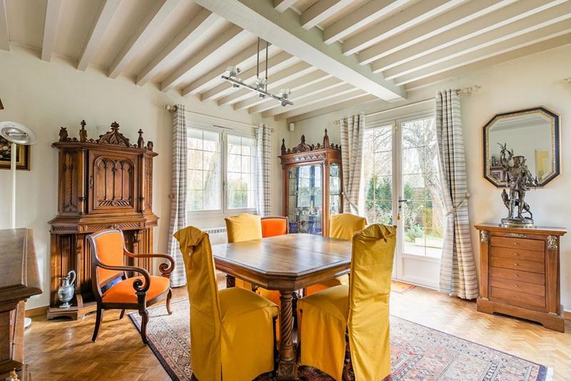 Maison - 216 m² - 6 pièces