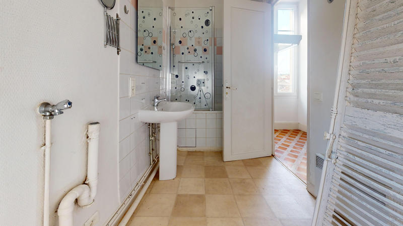 Appartement - 110 m² - 5 pièces