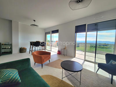 Appartement - 75 m² - 3 pièces