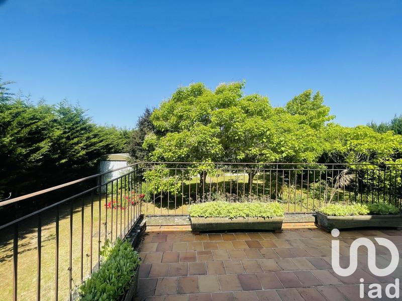 Maison de maîtres - 299 m² - 11 pièces