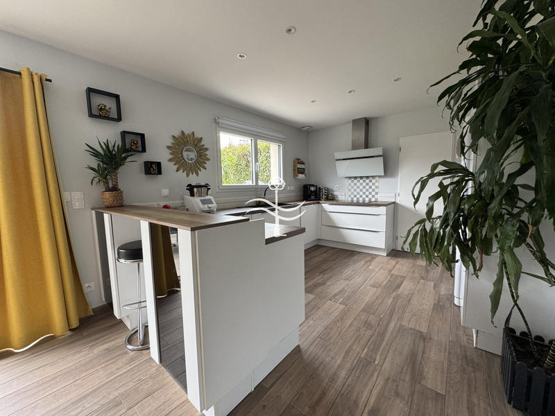 Maison - 110 m² - 6 pièces