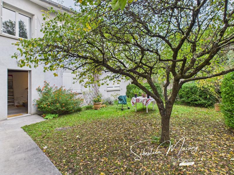 Maison - 170 m² - 7 pièces