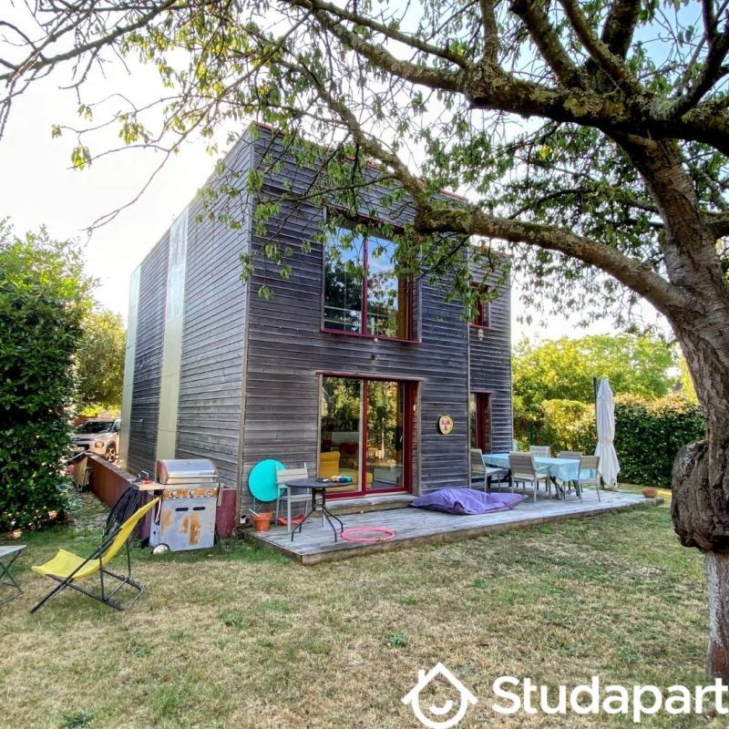 Chambre - 13 m² - 1 pièce