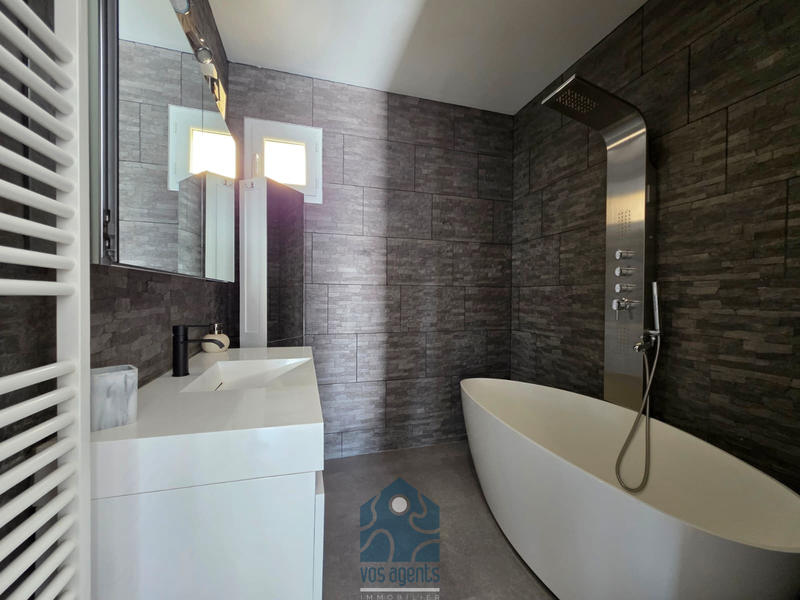 Villa - 130 m² - 5 pièces