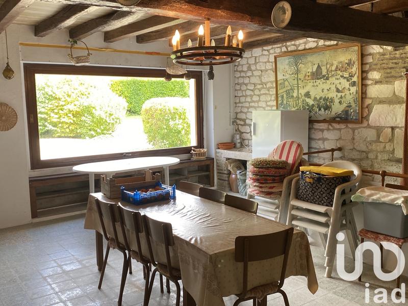 Maison - 212 m² - 8 pièces