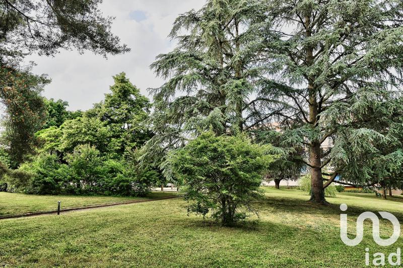 Appartement - 93 m² - 4 pièces