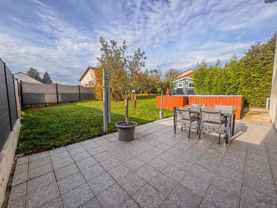 Maison - 96 m² - 6 pièces