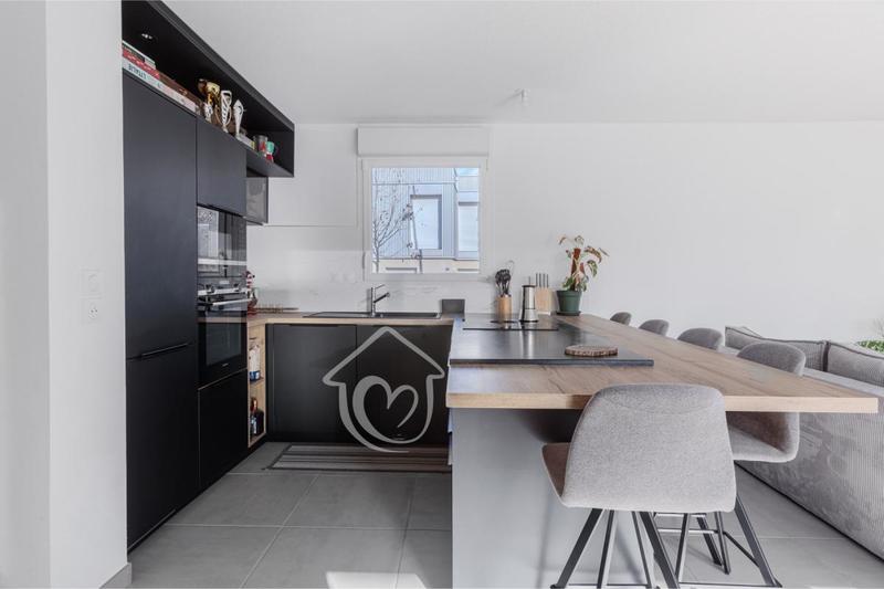 Maison - 86 m² - 4 pièces