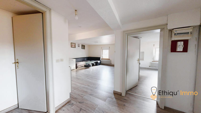 Maison - 228 m² - 15 pièces