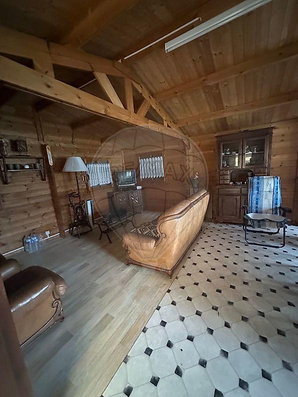 Propriété - 50 m² - 5 pièces