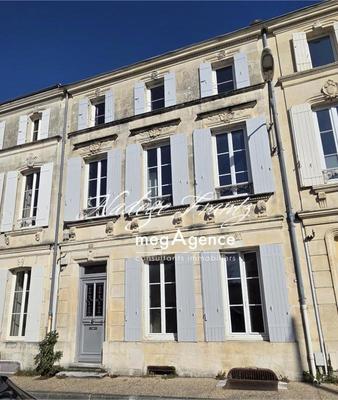 Maison - 192 m² - 8 pièces