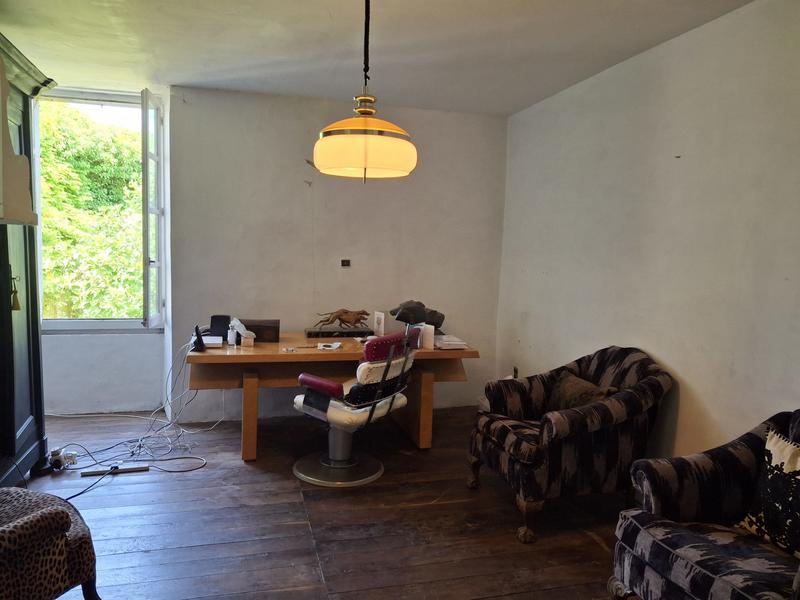 Maison traditionnelle - 388 m² - 11 pièces