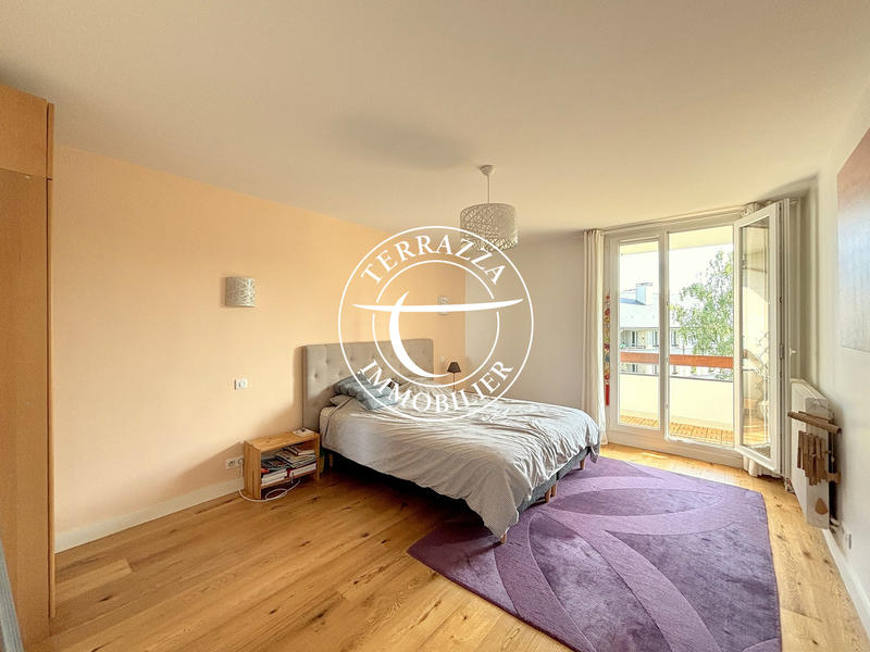 Duplex - 199 m² - 9 pièces