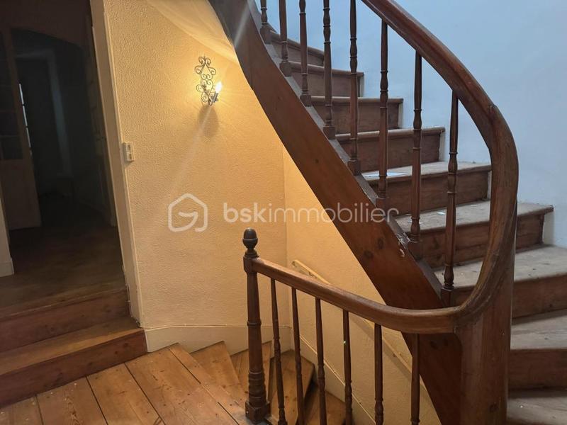 Appartement - 300 m² - 12 pièces