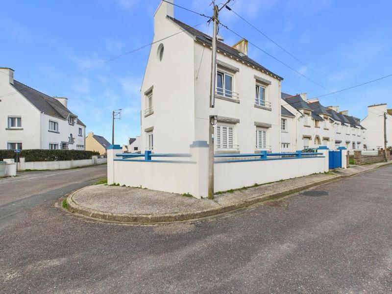 Maison - 111 m² - 7 pièces