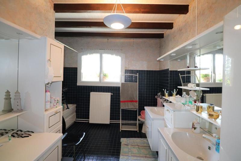 Maison - 100 m² - 3 pièces