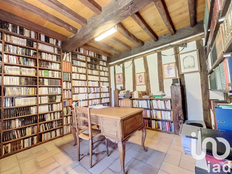 Maison - 564 m² - 13 pièces