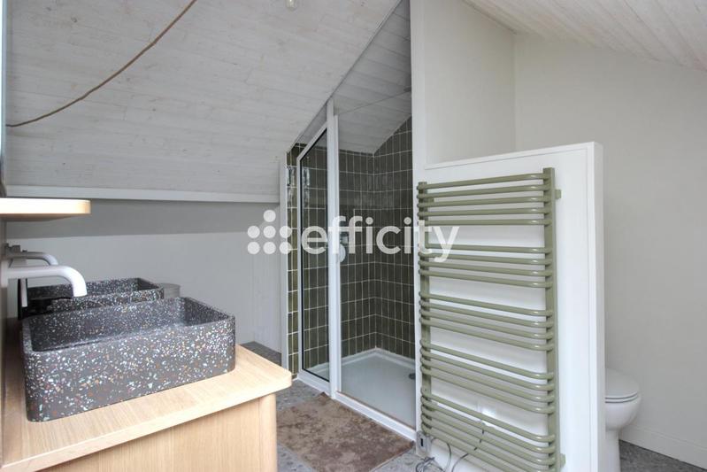 Pavillon - 70 m² - 4 pièces