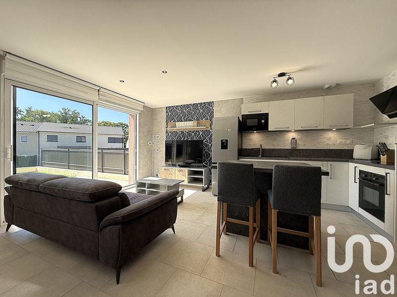 Maison - 95 m² - 4 pièces