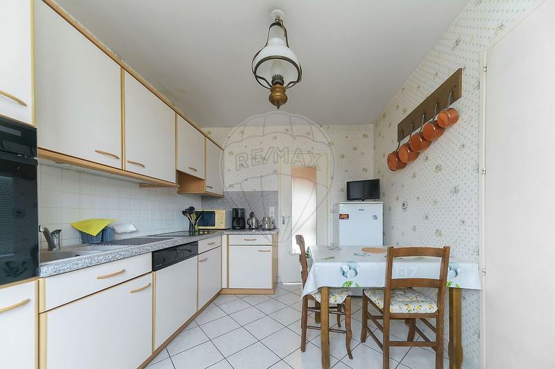 Appartement - 96 m² - 5 pièces