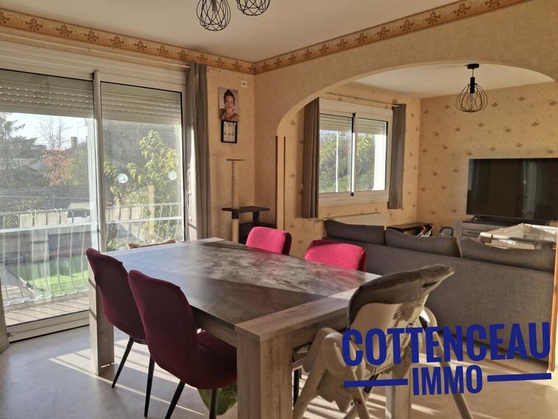 Pavillon - 110 m² - 5 pièces