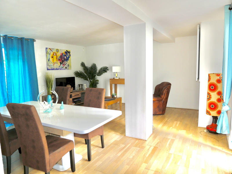 Villa - 197 m² - 7 pièces