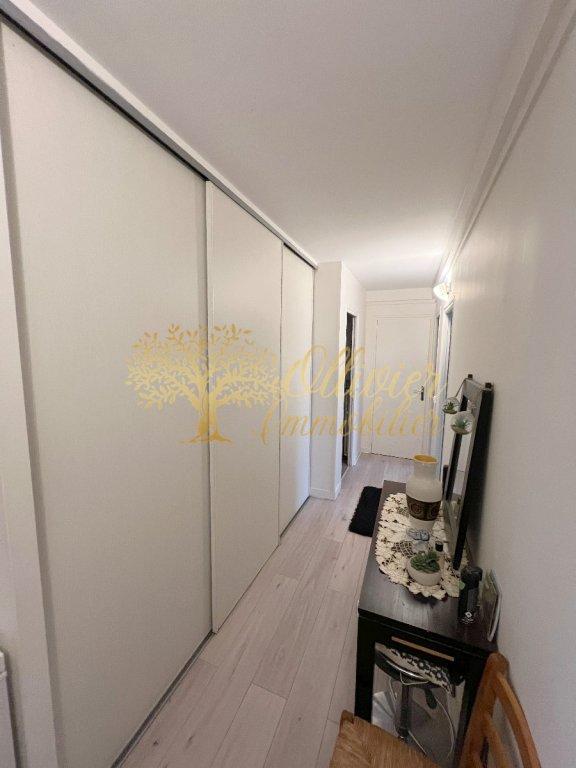 Appartement - 79 m² - 3 pièces