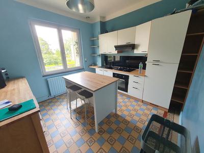 Maison - 121 m² - 6 pièces