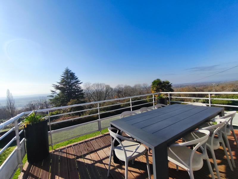 Maison - 168 m² - 5 pièces