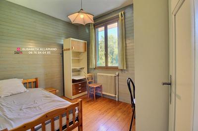 Maison - 146 m² - 6 pièces