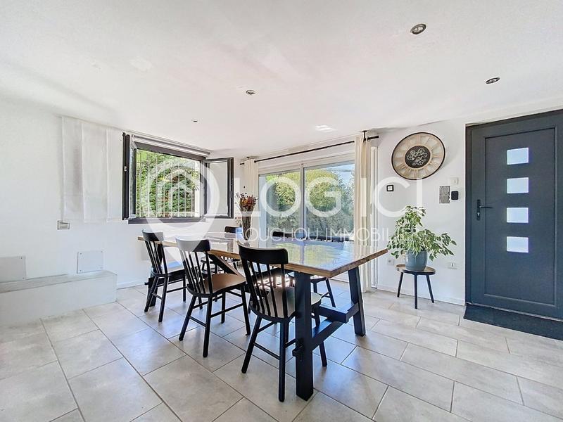 Maison - 156 m² - 6 pièces