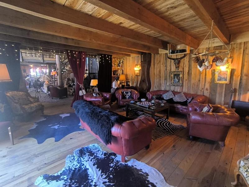 Châlet - 350 m² - 10 pièces