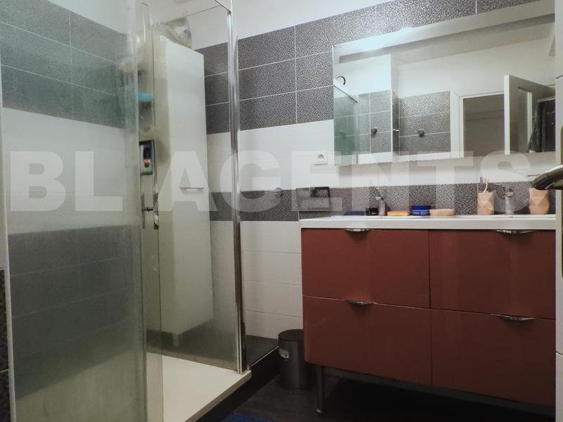 Appartement - 74 m² - 4 pièces