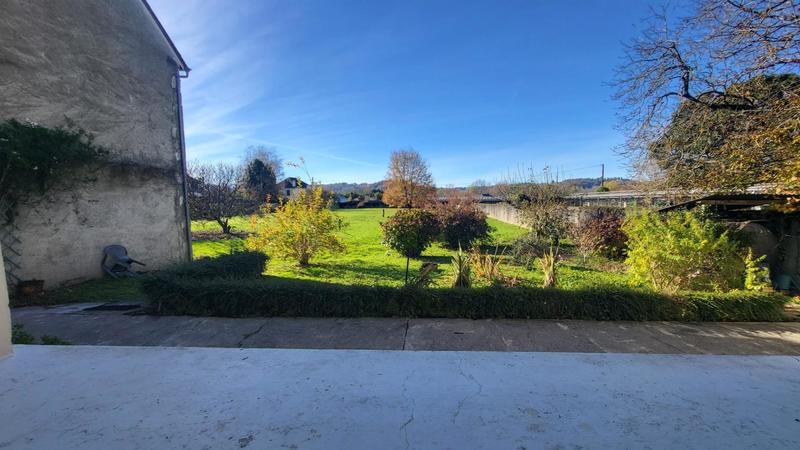 Maison - 190 m² - 8 pièces