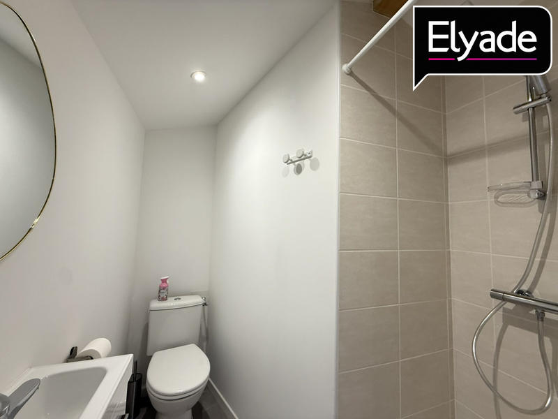 Maison - 95 m² - 4 pièces