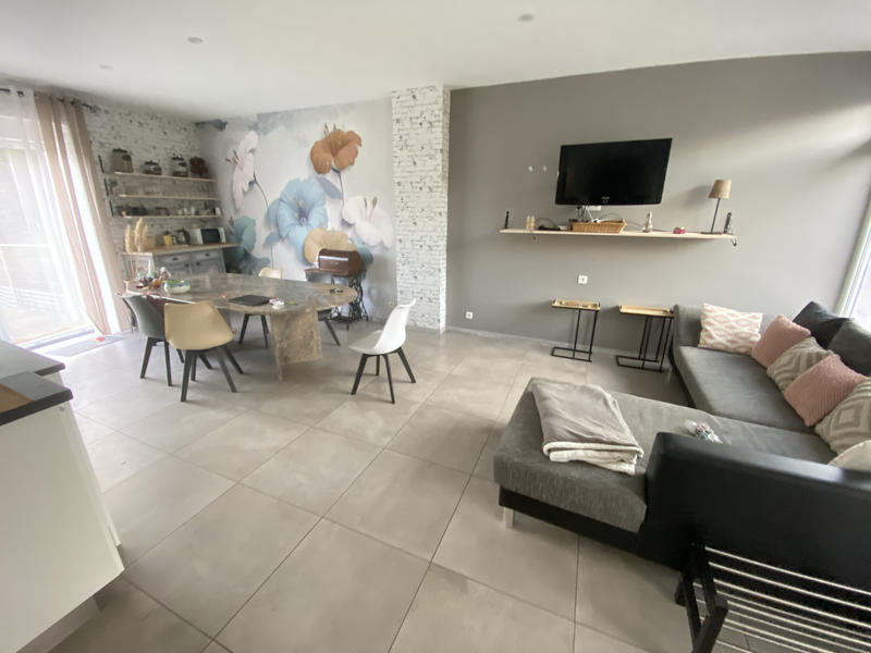 Maison - 76 m² - 3 pièces