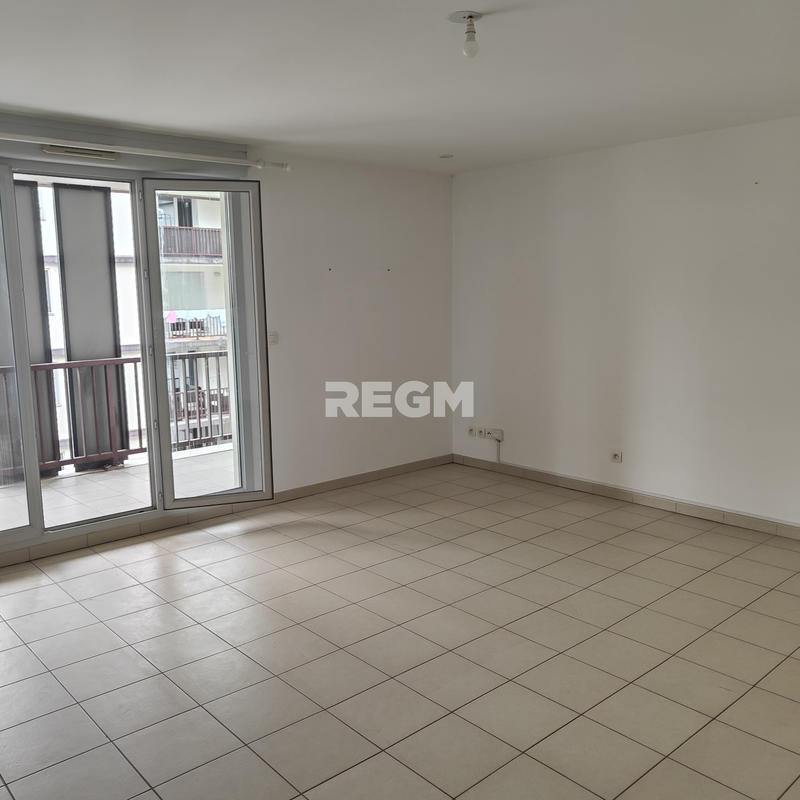 Appartement - 84 m² - 4 pièces