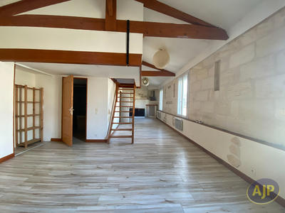 Immeuble - 123 m² - 8 pièces