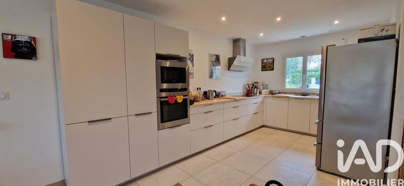 Maison - 137 m² - 7 pièces