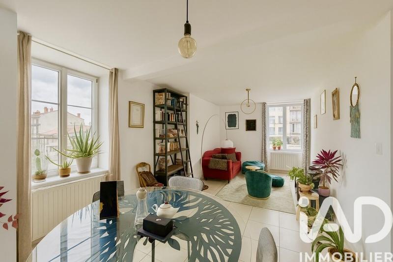 Appartement - 72 m² - 3 pièces