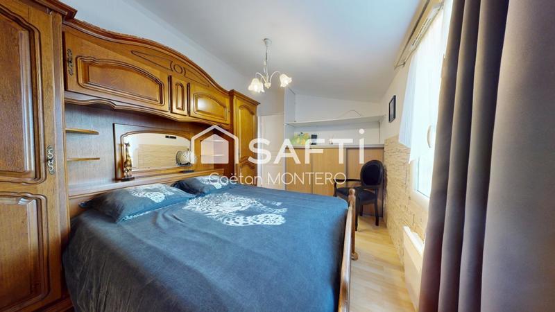 Maison - 272 m² - 14 pièces