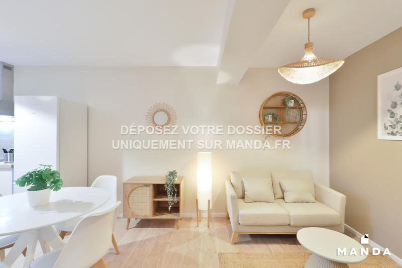 Chambre - 12 m² - 3 pièces