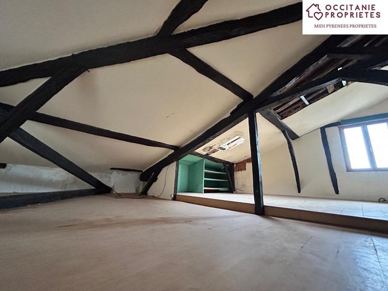 Maison de village - 260 m² - 6 pièces